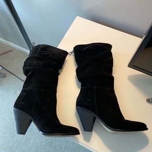 Chinese laundry slouch booties